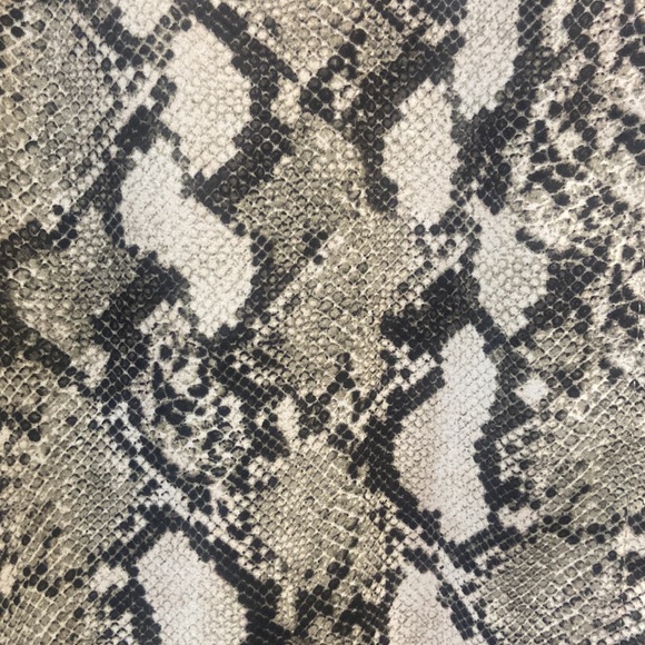H And M Snake Print Shirt - Picture 3 of 5